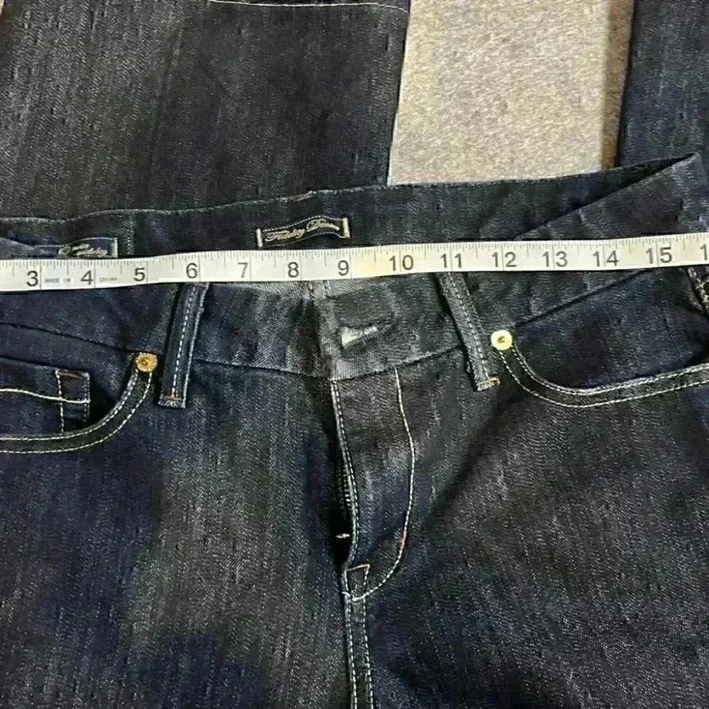 Fidelity Denim Octavia Wide Leg Denim Dark Wash 30” waist and 32 inch inseam - Picture 3 of 8